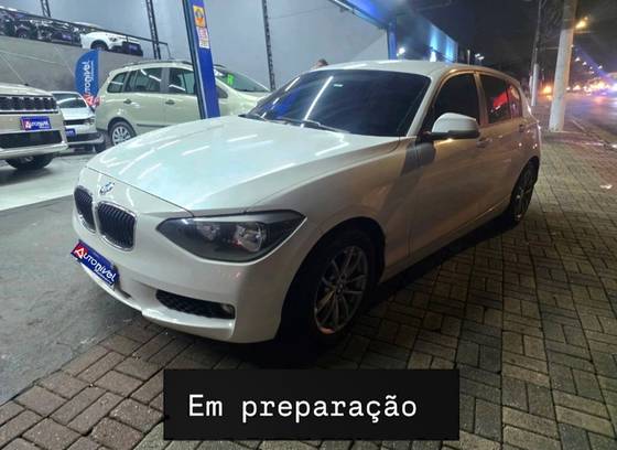 BMW 118i 1.6 URBAN LINE 16V TURBO GASOLINA 4P AUTOMÁTICO